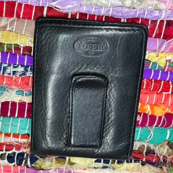 FOSSIL ANDREW BLACK LEATHER WALLET - Picture 1 of 10